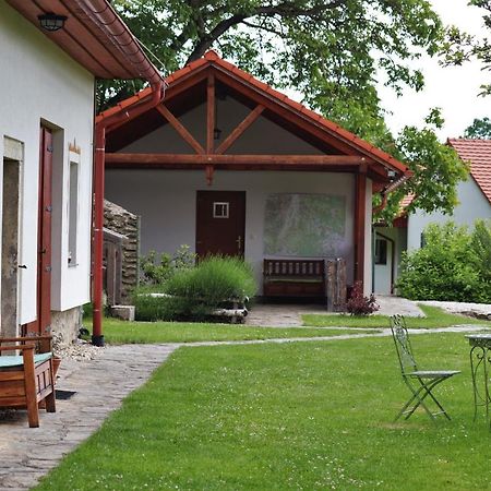Hotel Hajenka Hrabete Buquoye Kaplice Exterior foto
