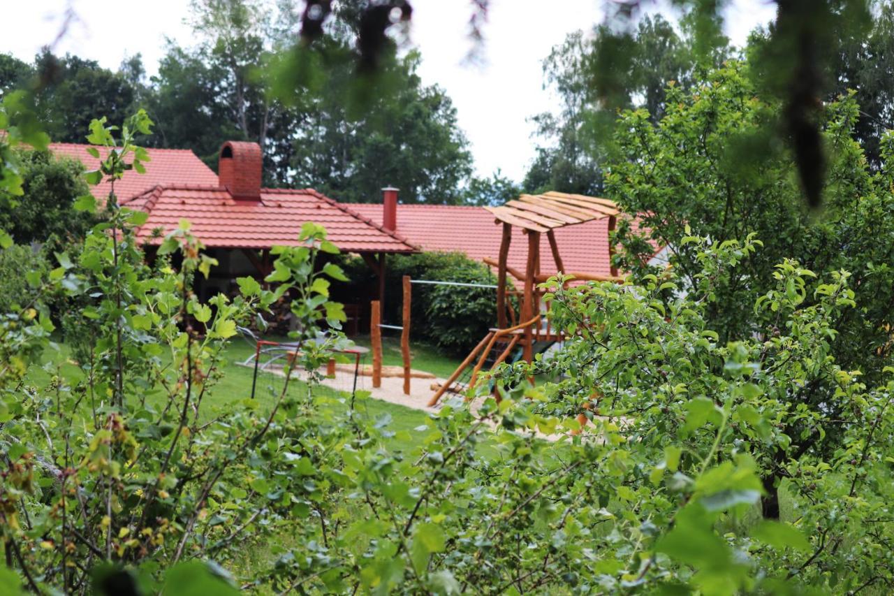 Hotel Hajenka Hrabete Buquoye Kaplice Exterior foto
